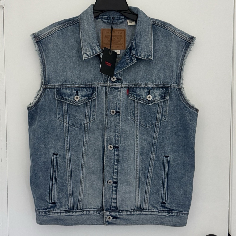 LEVIS Premium Vest Mens M Blue Relaxed Sleeveless Denim Jean Trucker Western NEW